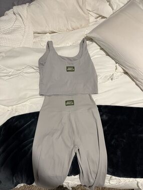Daily Drills Light Gray Crop Tank and High-Waist Leggings Set